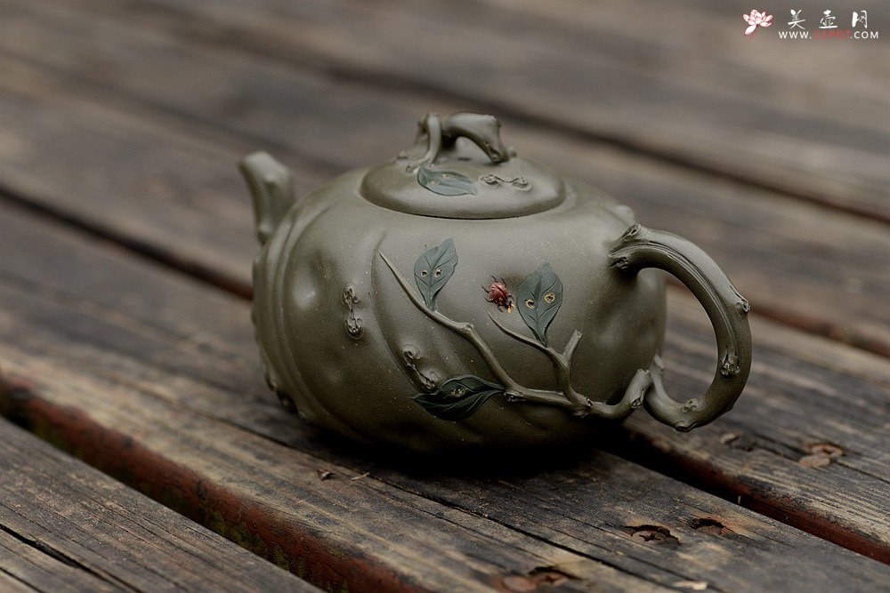 紫砂壶图片：灵秀俊美 自然清趣 玉露二 典雅大气 原创作品孙伟强张新亚合作 - 宜兴紫砂壶网