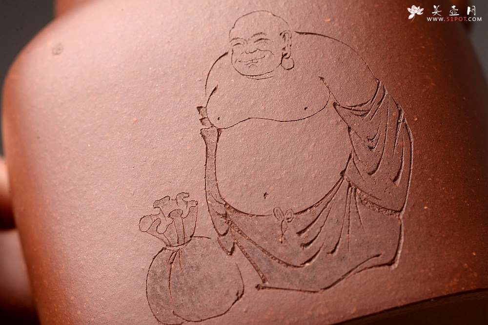 紫砂壶图片：于洪跃全手新品 方圆结合 挺拔劲美 柔与刚  印方 - 宜兴紫砂壶网