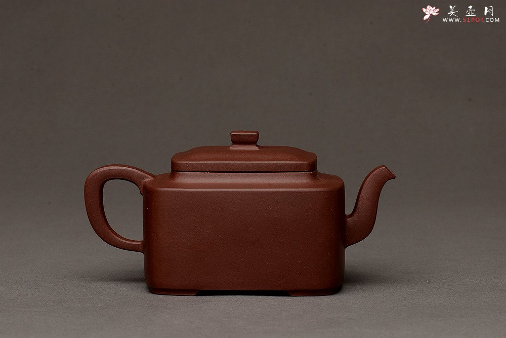 紫砂壶图片：马建鹏作品 美壶特惠 全手书香小四方 工整挺拔 - 宜兴紫砂壶网