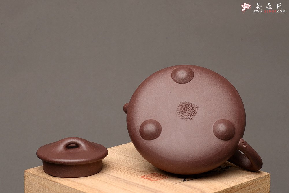 紫砂壶图片：周斌全手作品 游心堂主人精心装饰 全手景舟石瓢 做工精致 文气佳品 - 宜兴紫砂壶网