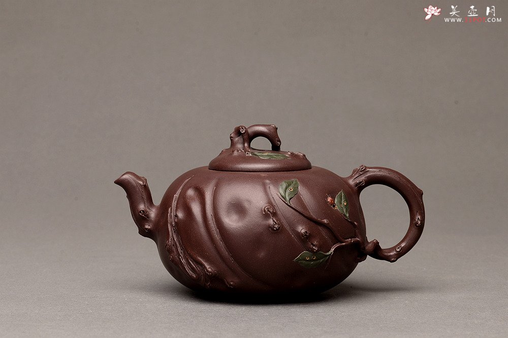 紫砂壶图片：灵秀俊美 自然清趣 玉露 典雅大气 原创作品孙伟强张新亚合作 - 宜兴紫砂壶网