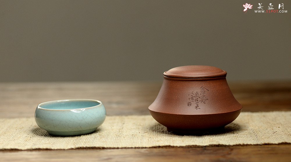 紫砂壶图片：文房茶叶罐 陆轶舟装饰 古朴之风 - 宜兴紫砂壶网