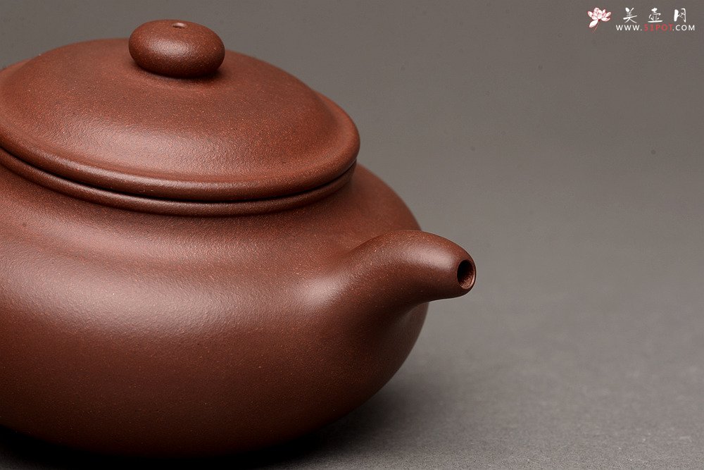 紫砂壶图片：徐正涛全手经典作品 清秀俊雅 上等紫泥 小仿古 - 宜兴紫砂壶网