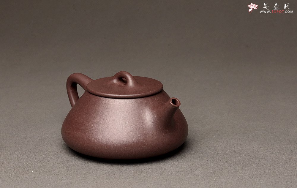 紫砂壶图片：器形周正 全手平盖石瓢 端庄秀丽 - 宜兴紫砂壶网