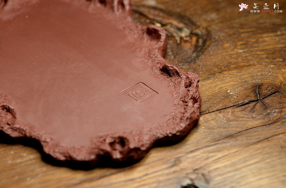 紫砂壶图片：学院派风格~非常好玩的作品 全手工干泡台 - 宜兴紫砂壶网