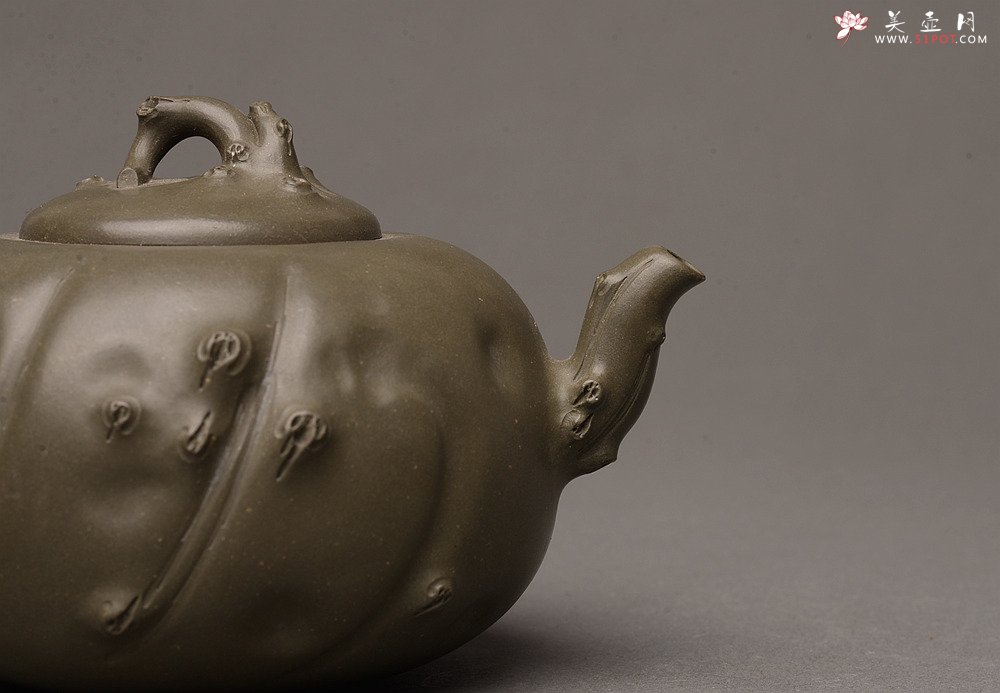 紫砂壶图片：灵秀俊美 自然清趣 玉露二 典雅大气 原创作品孙伟强张新亚合作 - 宜兴紫砂壶网