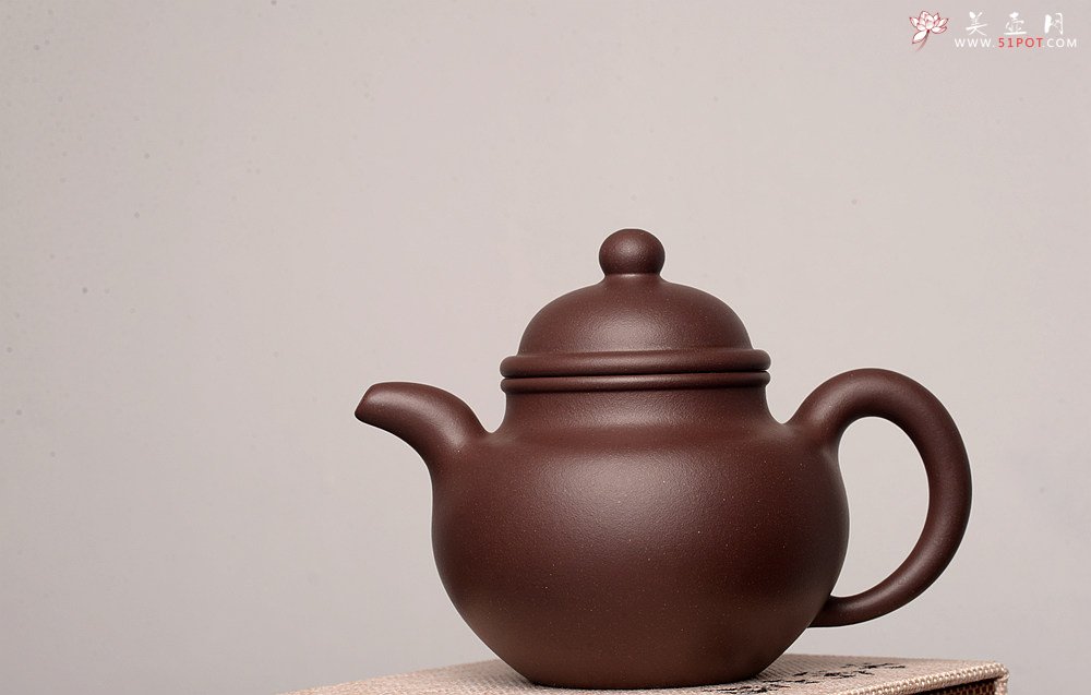紫砂壶图片：寿珍遗风 邵春良经典代表佳作 卓尔不群 功力深厚 ~全手掇球 - 宜兴紫砂壶网