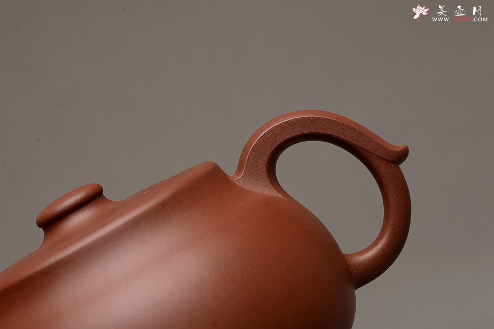 紫砂壶图片：万阗阗最新全手作品 厚重有韵致 线条严谨流畅 大蕴井栏 - 宜兴紫砂壶网