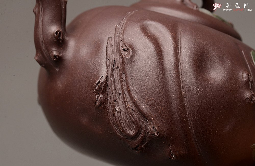 紫砂壶图片：灵秀俊美 自然清趣 玉露 典雅大气 原创作品孙伟强张新亚合作 - 宜兴紫砂壶网