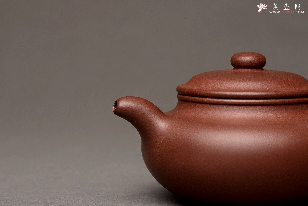 紫砂壶图片：徐正涛全手经典作品 清秀俊雅 上等紫泥 小仿古 - 宜兴紫砂壶网
