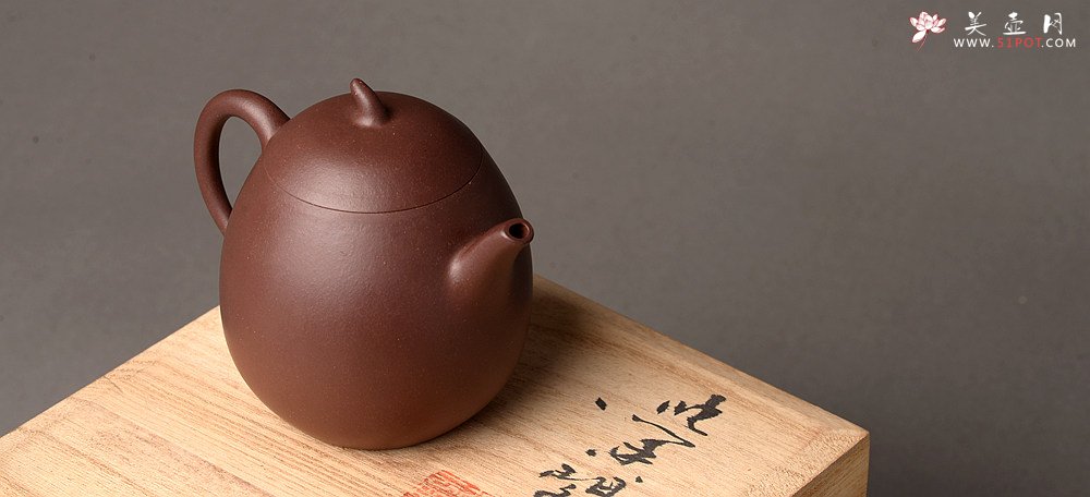 紫砂壶图片：王薇乙未年冬 娇小可人 神足趣浓 全手高茄 - 宜兴紫砂壶网