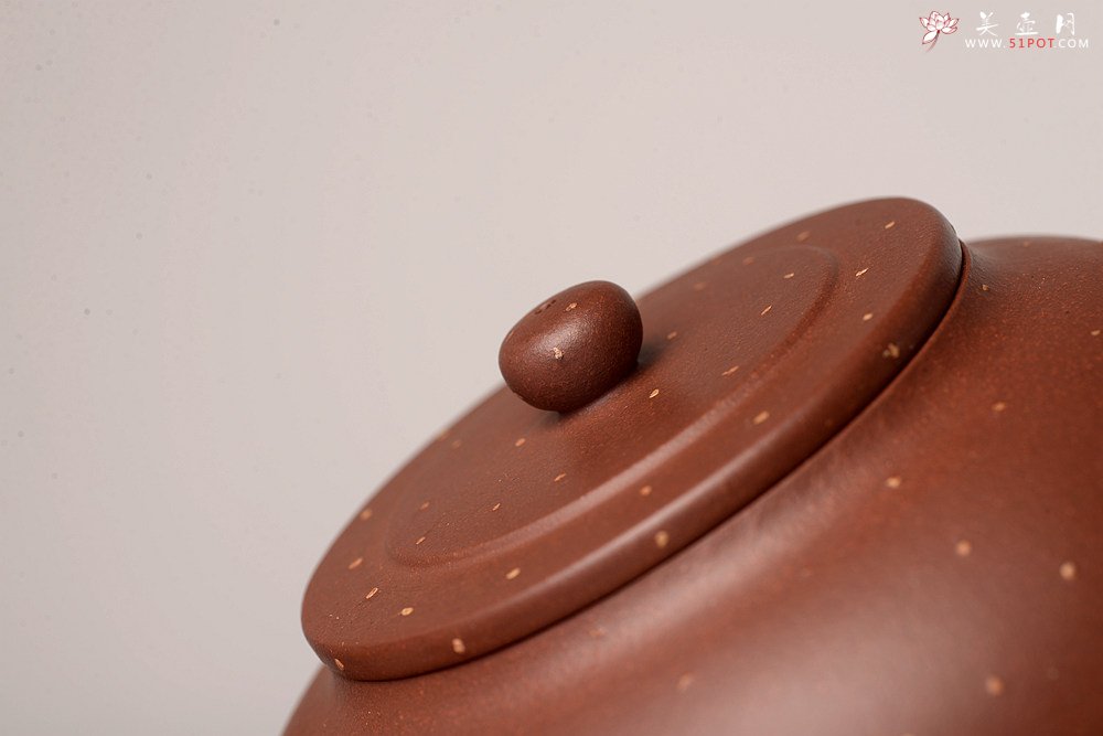 紫砂壶图片：王微全手新品 做工精致 大口实用有趣 全手铺砂锦泉 - 宜兴紫砂壶网