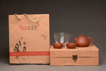 紫砂壶图片：五一钜惠 美壶特惠  美壶套壶 送礼自用佳品 - 宜兴紫砂壶网