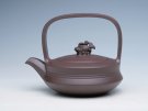 紫砂壶图片：鱼乐提梁 - 宜兴紫砂壶网