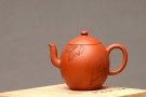 紫砂壶图片：徐亚春新品 优质朱泥 秀气可人 元静 游心堂主人装饰 - 宜兴紫砂壶网