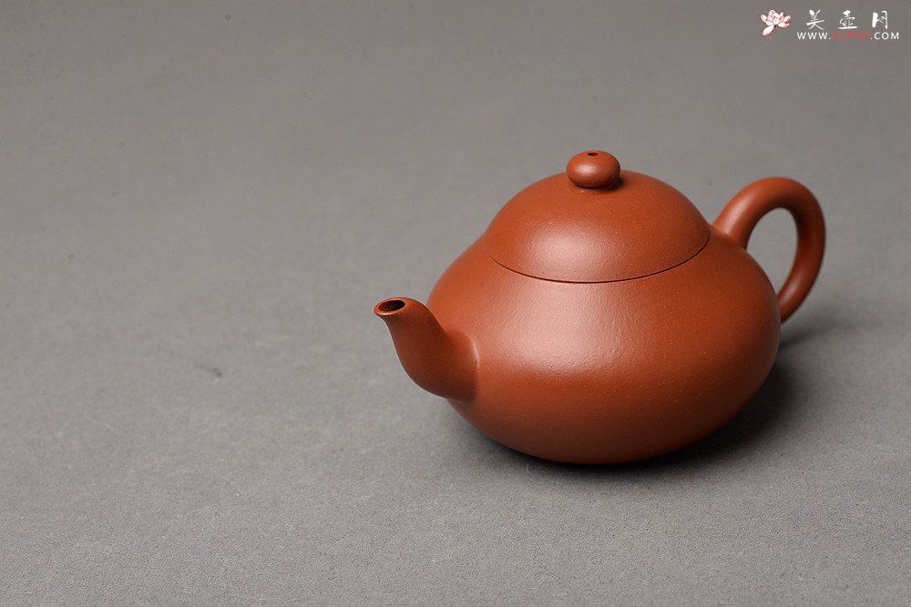 紫砂壶图片：经典传统 优质朱泥梨形 极易泡养朱泥 器形端庄  - 宜兴紫砂壶网
