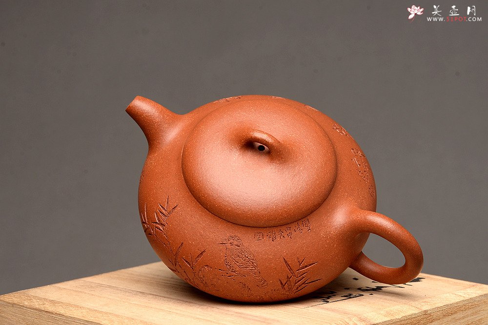 紫砂壶图片：文气十足 三足石瓢 降坡泥  - 宜兴紫砂壶网