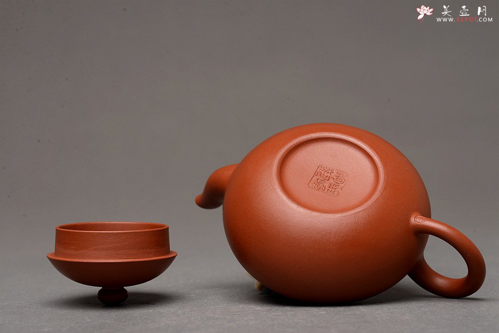 紫砂壶图片：经典传统 优质朱泥梨形 极易泡养朱泥 器形端庄  - 宜兴紫砂壶网