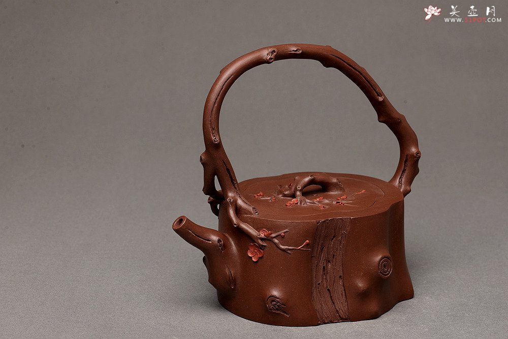 紫砂壶图片：单志萍老师新品 精品全手提梁梅桩 难度大 立体梅花~精神喜庆 - 宜兴紫砂壶网