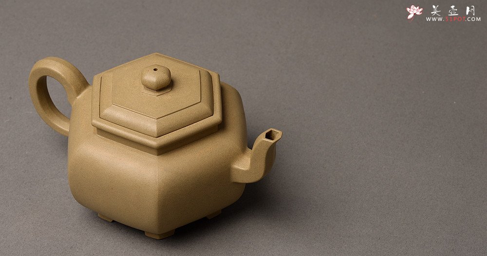 紫砂壶图片：优质本山段 型制精进 全手六方华樽 方器经典 俊秀耐品~工精 - 宜兴紫砂壶网