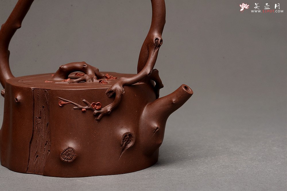 紫砂壶图片：单志萍老师新品 精品全手提梁梅桩 难度大 立体梅花~精神喜庆 - 宜兴紫砂壶网