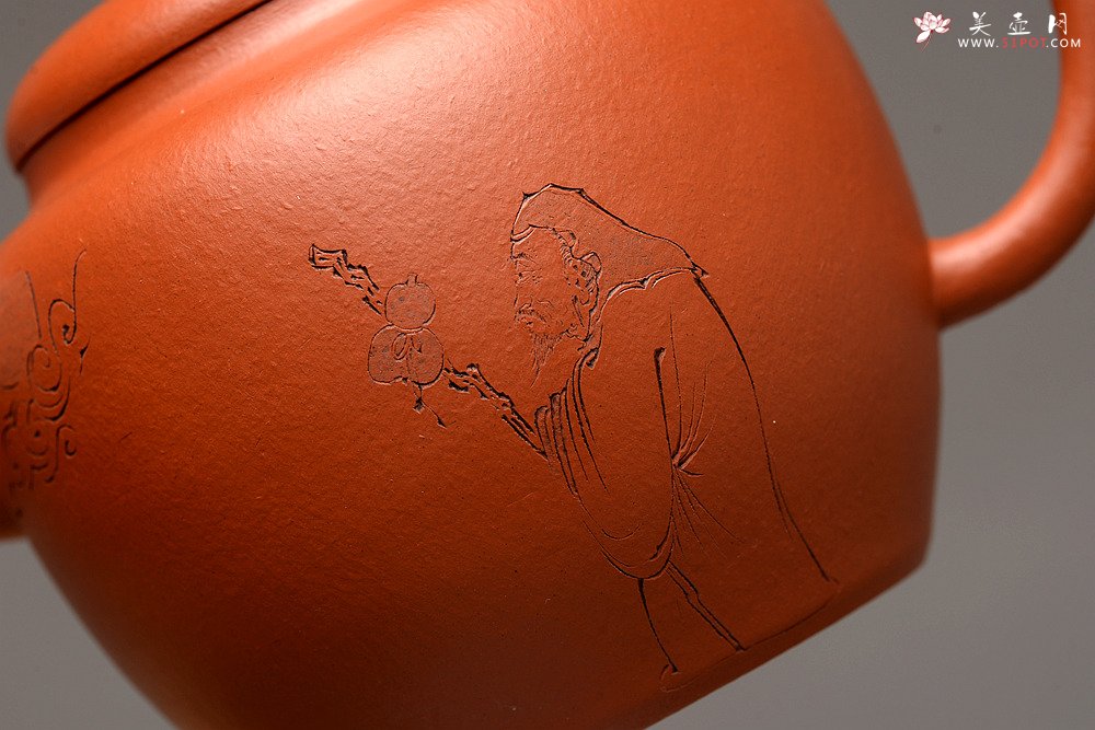 紫砂壶图片：徐亚春新品 优质朱泥 全手隐月 游心堂主人装饰 实用佳品 - 宜兴紫砂壶网