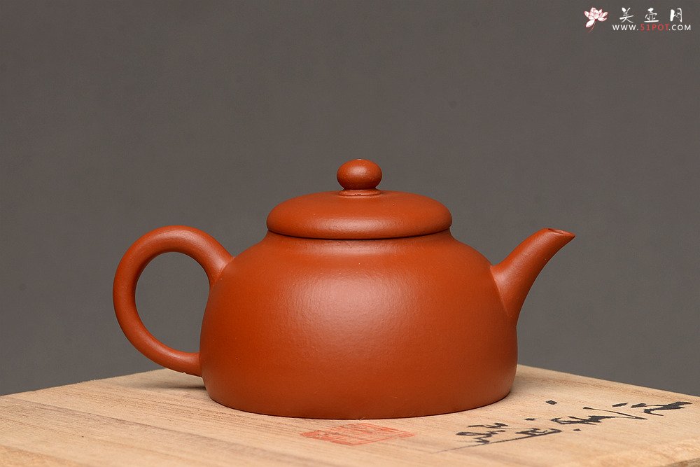紫砂壶图片：美壶特惠 优质朱泥 娇艳迷人 逸公 秀气可人 - 宜兴紫砂壶网