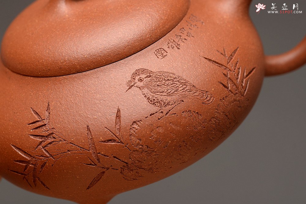 紫砂壶图片：文气十足 三足石瓢 降坡泥  - 宜兴紫砂壶网