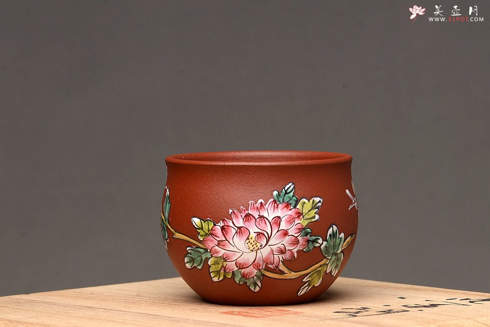 紫砂壶图片：美壶特惠 梅兰竹菊点彩一套精致品茗杯 自用送礼佳品 - 宜兴紫砂壶网