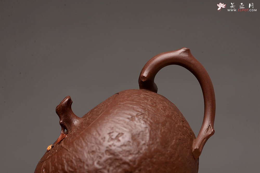 紫砂壶图片：潘丹初乙未冬末全手新作 酣畅淋漓的花货手法 秀雅得趣 秋色 - 宜兴紫砂壶网
