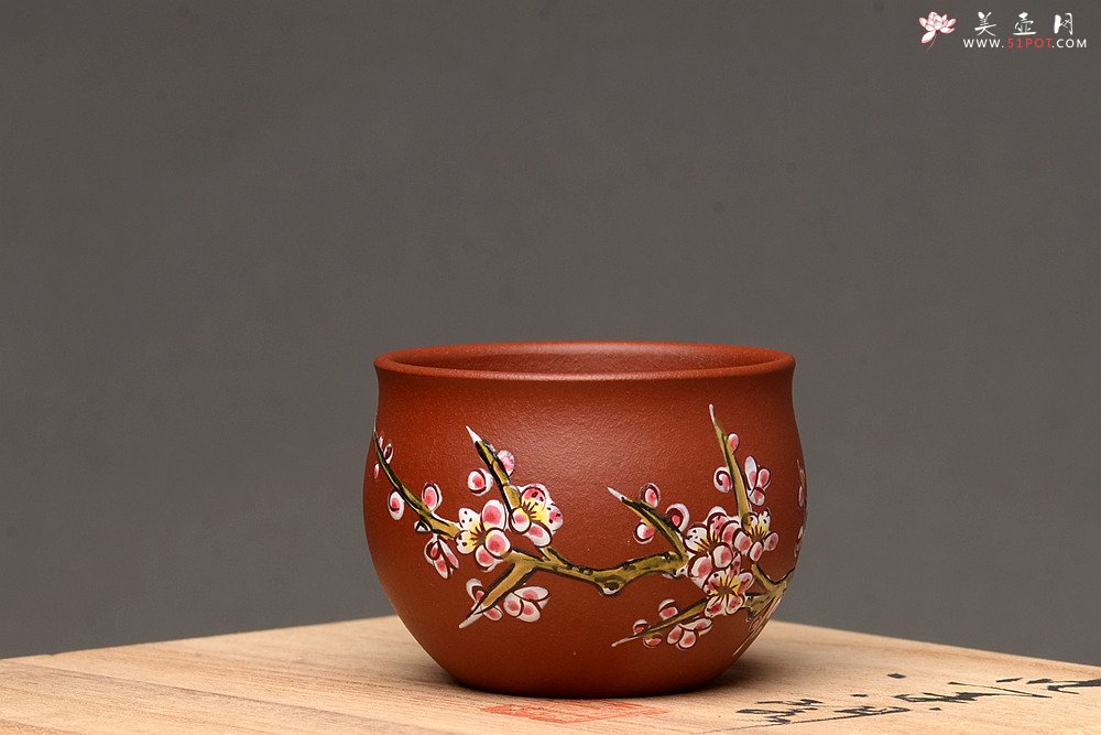 紫砂壶图片：美壶特惠 梅兰竹菊点彩一套精致品茗杯 自用送礼佳品 - 宜兴紫砂壶网