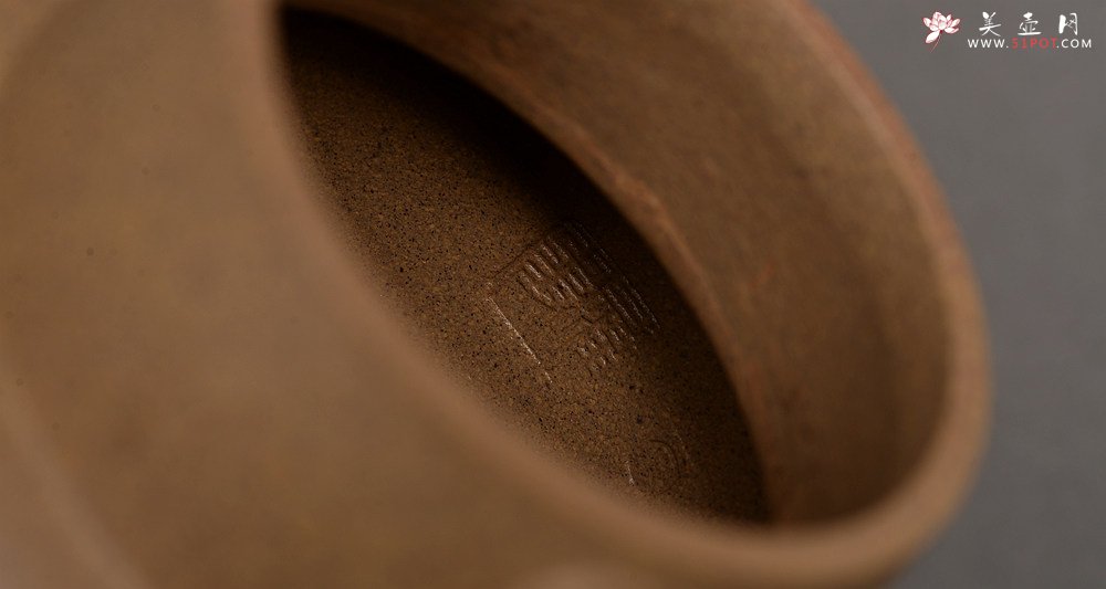 紫砂壶图片：于洪霞年终全手新作 慕古陶 典雅耐品~ 融古 做工精致 高温老段 - 宜兴紫砂壶网
