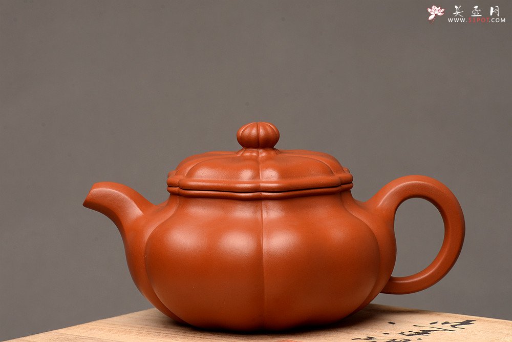 紫砂壶图片：朱泥筋囊 难得完美品  葵仿古 大口实用 丰润精美  - 宜兴紫砂壶网