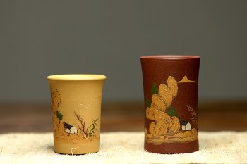 紫砂壶图片：文气 古朴雅致 主人杯 泥绘通景山水 - 宜兴紫砂壶网