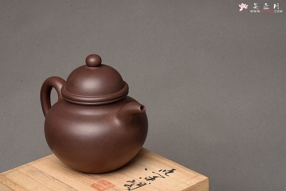紫砂壶图片：深得其味 全手寿珍掇球 霸气 经典再现 - 宜兴紫砂壶网