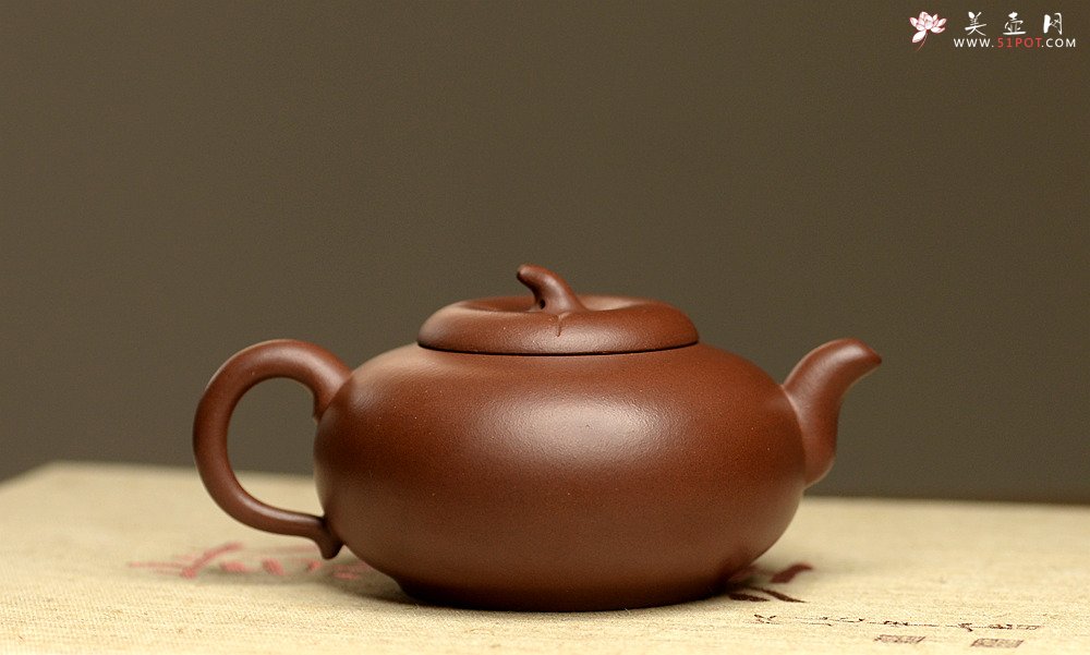 紫砂壶图片：王微丙申年全手新品 做工精致 灵巧秀雅  柿圆壶 - 宜兴紫砂壶网