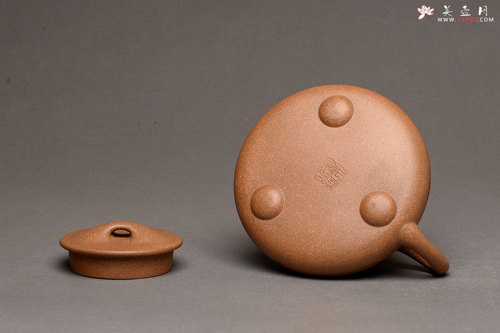 紫砂壶图片：陈进新品 张听刚装饰  雍容华贵 全手大石瓢 - 宜兴紫砂壶网