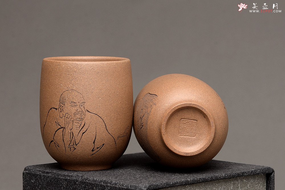 紫砂壶图片：美壶特惠 游心堂主人精刻 高档套组杯 6个一组  送礼自玩佳品~ - 宜兴紫砂壶网