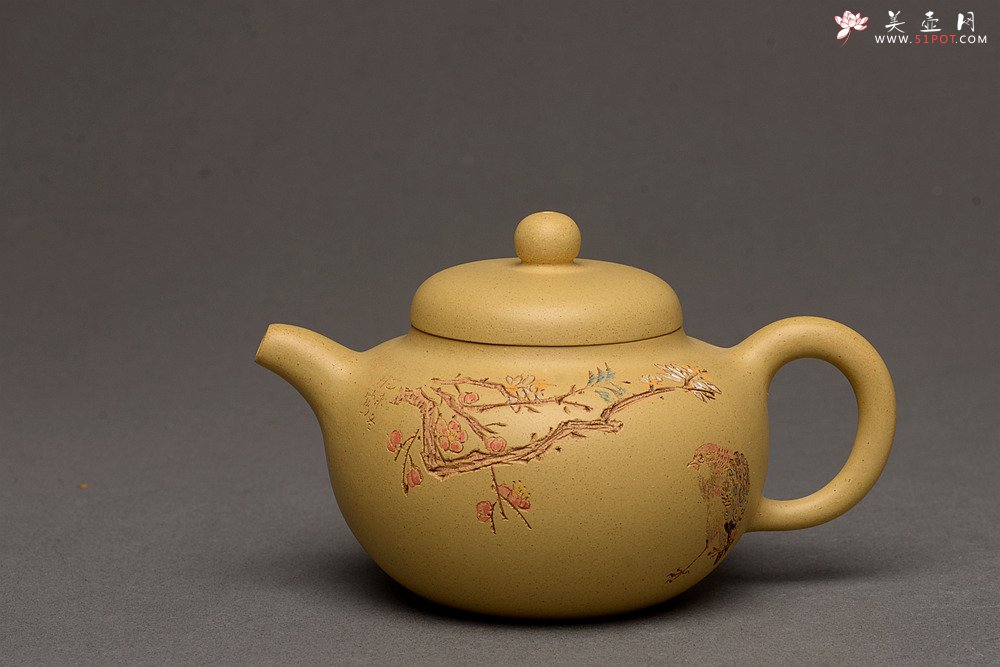 紫砂壶图片：此壶小巧文气 圆润饱满 实用有趣 本山绿圆珠  - 宜兴紫砂壶网