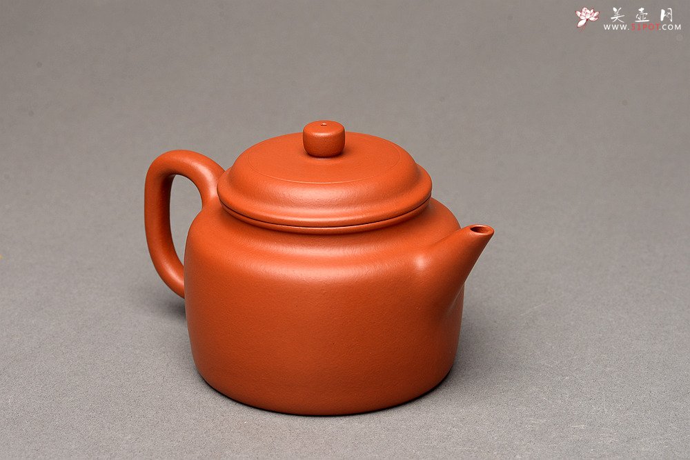 紫砂壶图片：徐亚春作品 经典实用 优质朱泥 德中 仅此一把 - 宜兴紫砂壶网