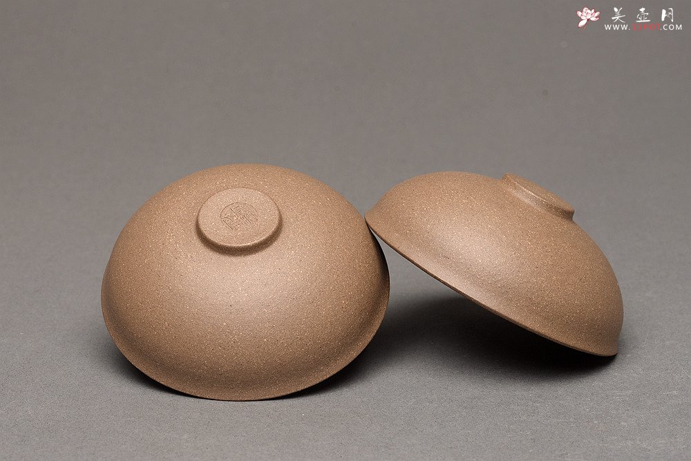 紫砂壶图片：雅致有趣 做工精致 自用佳品~品茗杯  - 宜兴紫砂壶网