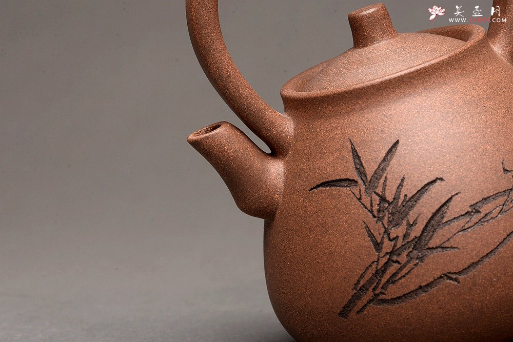 紫砂壶图片：淞庐出品 全手佳作 文气十足~逸提 优质老段泥 - 宜兴紫砂壶网