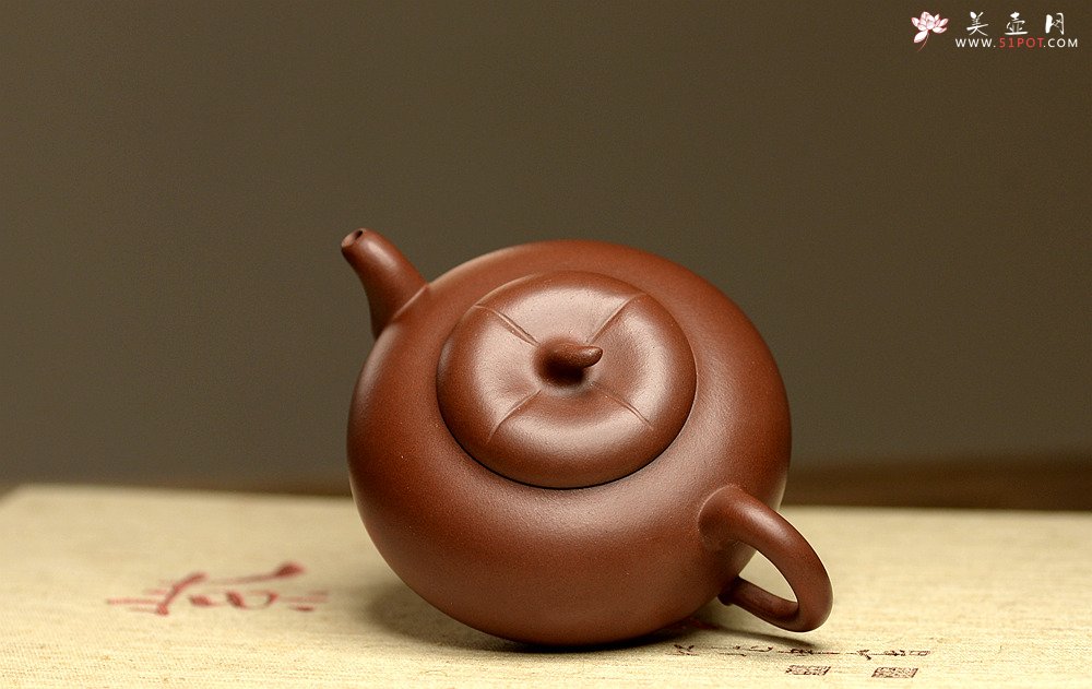 紫砂壶图片：王微丙申年全手新品 做工精致 灵巧秀雅  柿圆壶 - 宜兴紫砂壶网