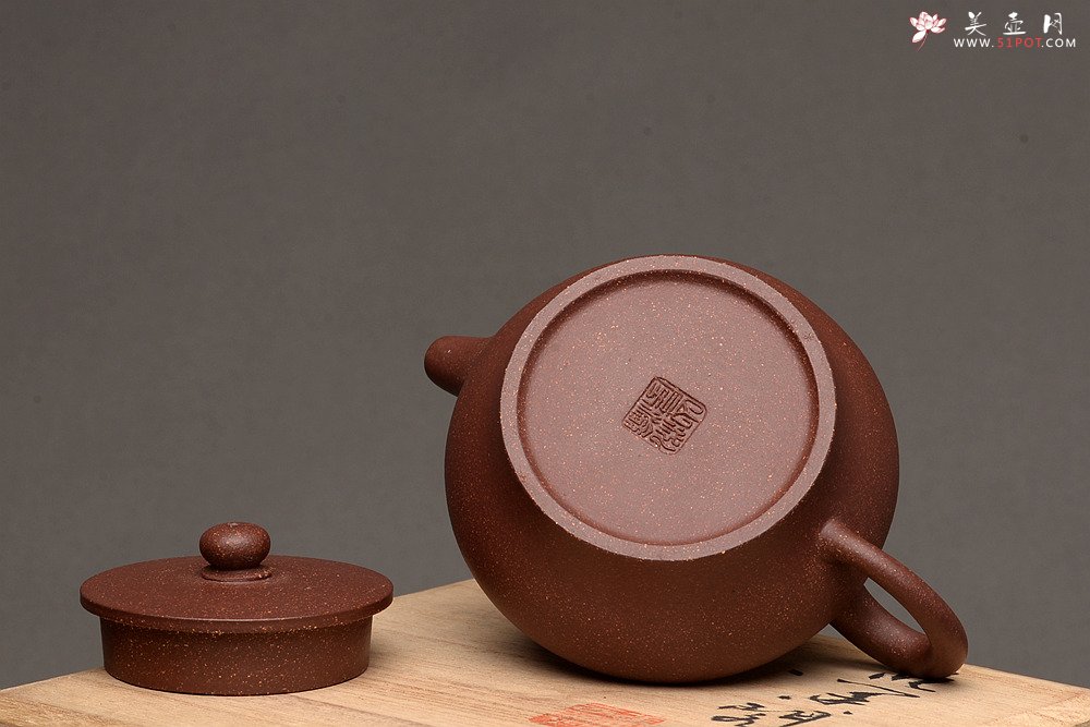 紫砂壶图片：美壶特惠 茶人最爱 实用巨轮老紫泥调砂 - 宜兴紫砂壶网