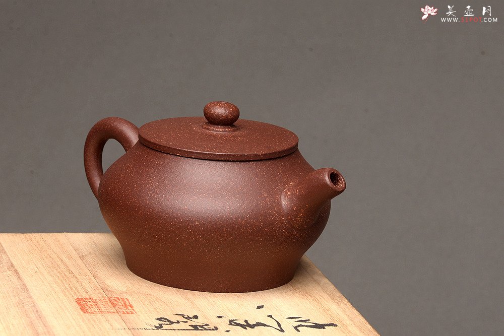 紫砂壶图片：美壶特惠 茶人最爱 实用巨轮老紫泥调砂 - 宜兴紫砂壶网