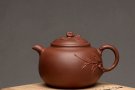 紫砂壶图片：潘丹初全手力作 沉稳敦厚不失拙趣 吉祥深深 蟠桃 - 宜兴紫砂壶网
