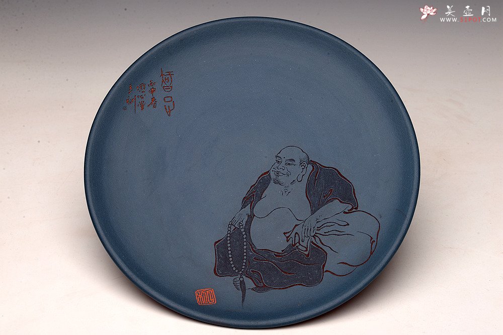 紫砂壶图片：美壶特惠 游心堂主人精刻 文气工笔罗汉系列 干泡台 文盘 送礼自玩佳品 - 宜兴紫砂壶网