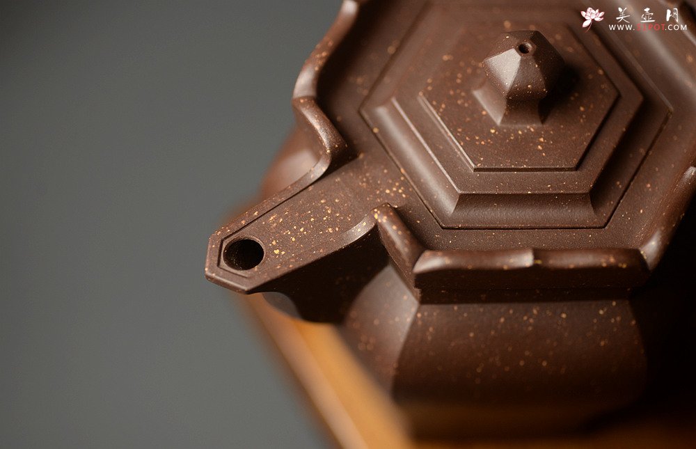 紫砂壶图片：袁小强哥哥袁国强经典作品 庚寅年 实力演绎 僧帽 值得珍藏~ - 宜兴紫砂壶网