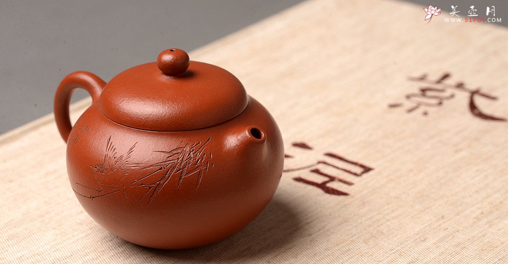 紫砂壶图片：娇艳玉人小西施 张云熙乙未年冬作品 茶盘尤物 优雅饱满 线条灵动 - 宜兴紫砂壶网