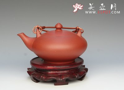 紫砂壶图片：软把提梁 - 宜兴紫砂壶网